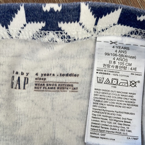 Gap panorama set. Boys size 4T. - Picture 4 of 4
